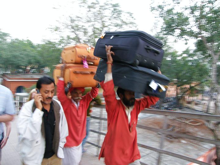 railway porters, Jhansi, India