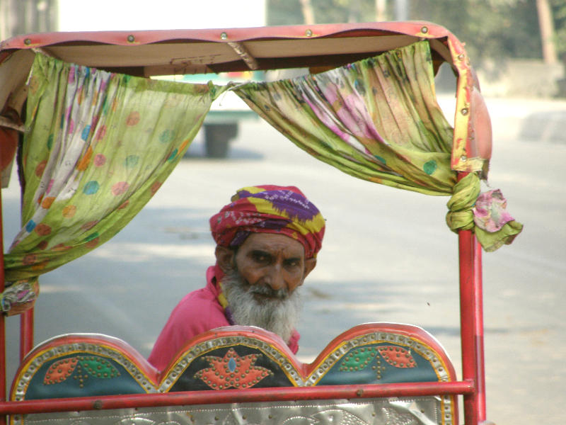 rickshaw peddler, Agra