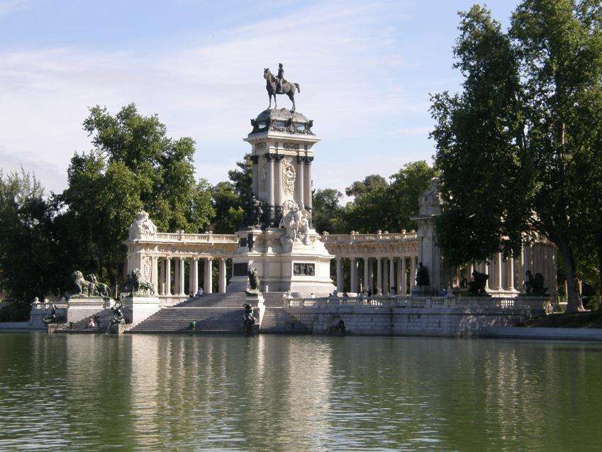 Monument to Alfonso XII, Parque del Retiro Madrid